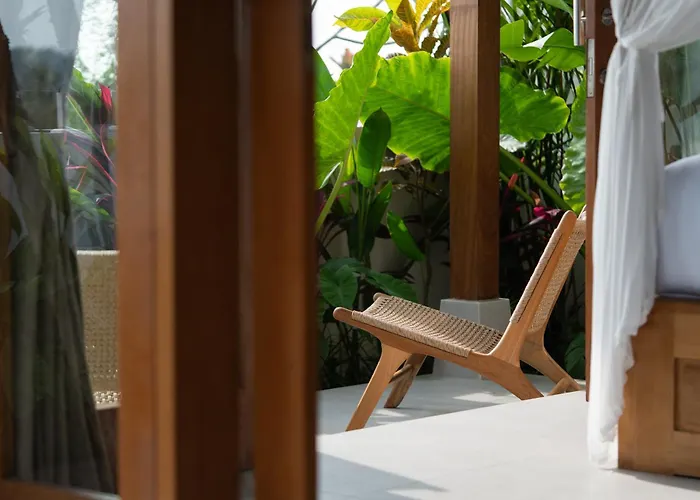 Oemah Manureva Ubud Villa Mambal