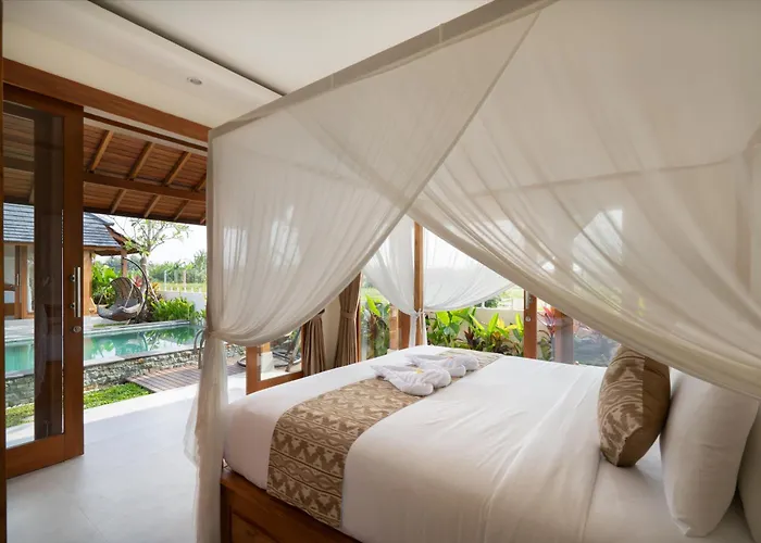Oemah Manureva Ubud Villa Mambal