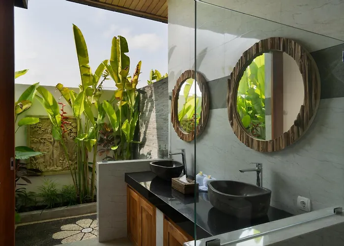 Oemah Manureva Ubud Villa *
