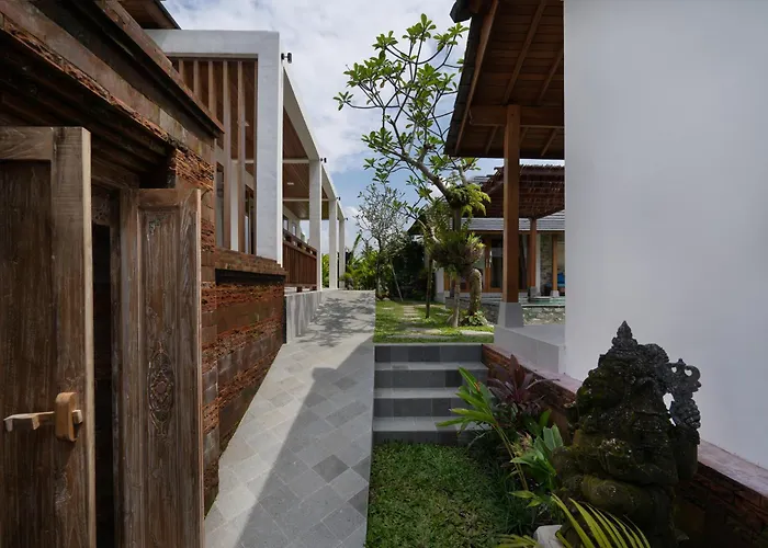 Oemah Manureva Ubud Villa Mambal